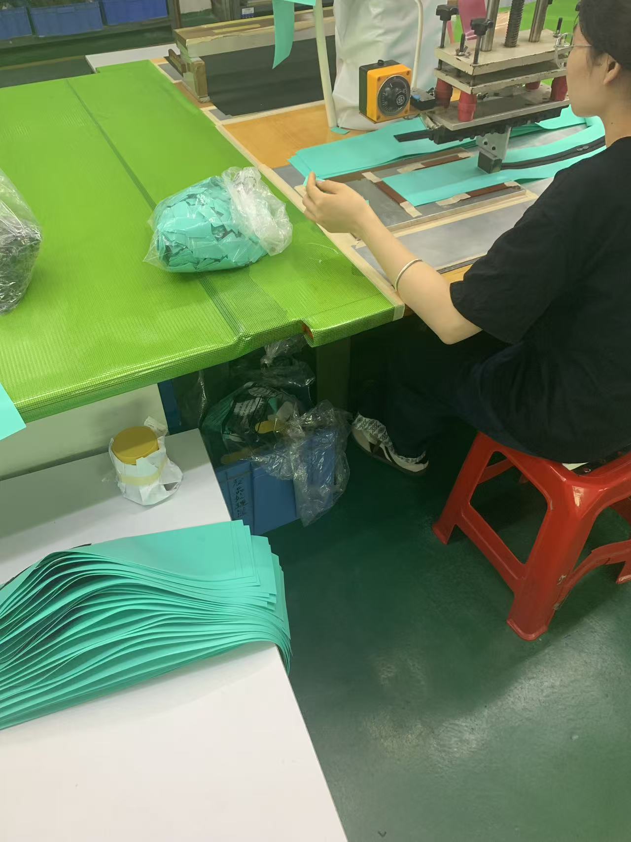 RF welding process for TPU waterproof airtight seams